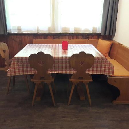 Ferien In Der Bergwelt Von Adelboden Acomodação com café da manhã Exterior foto